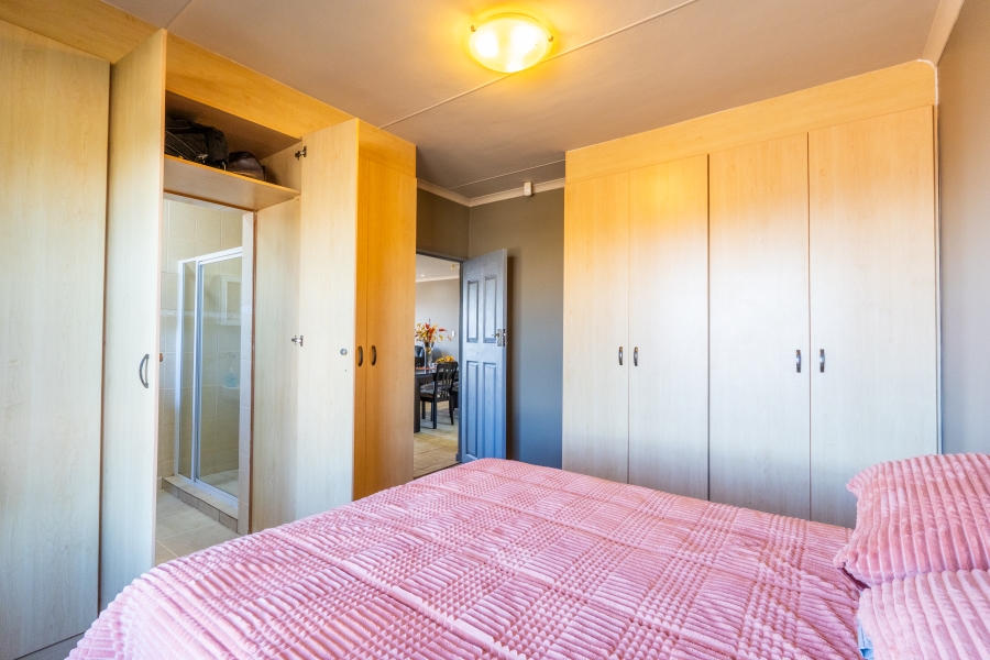 4 Bedroom Property for Sale in Dana Bay Western Cape